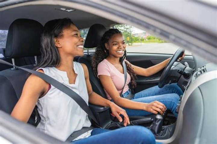Can a 16 year old choose to live with a friend in Florida?