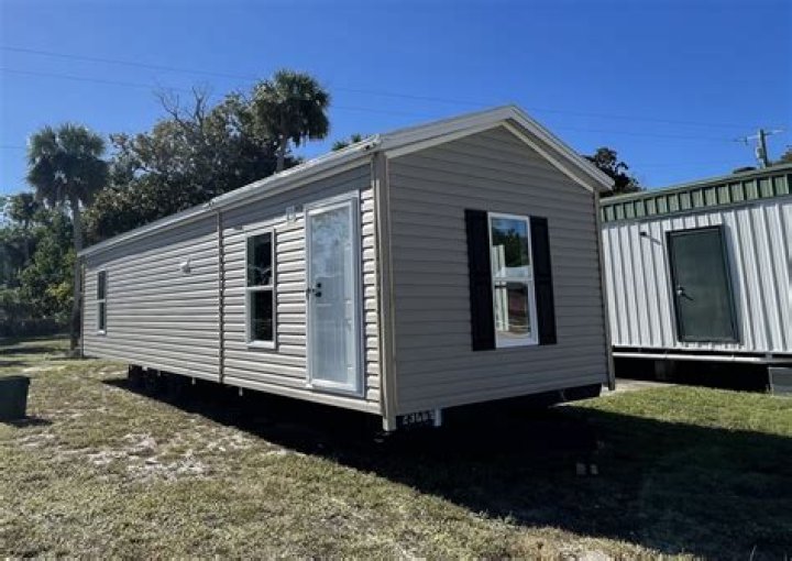Can you insure older mobile homes in Florida?