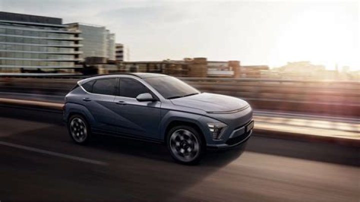 How far can a compressed air car travel?