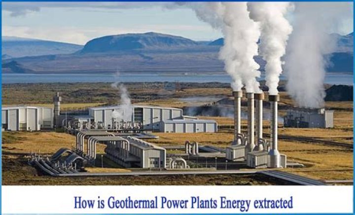 How many employees work at a geothermal power plant?