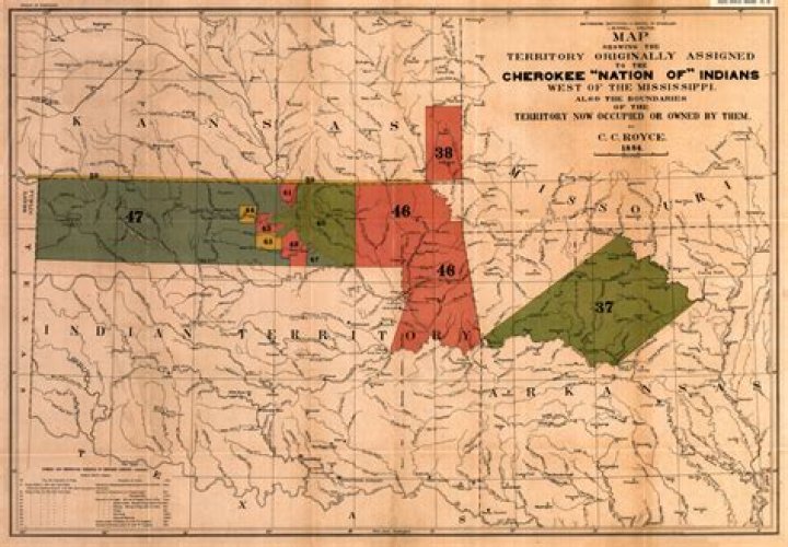 Where did the Cherokee live in the winter?