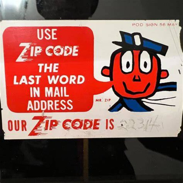 Who has the zip code 00000?