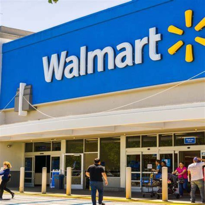 Why are Walmart customers so weird?